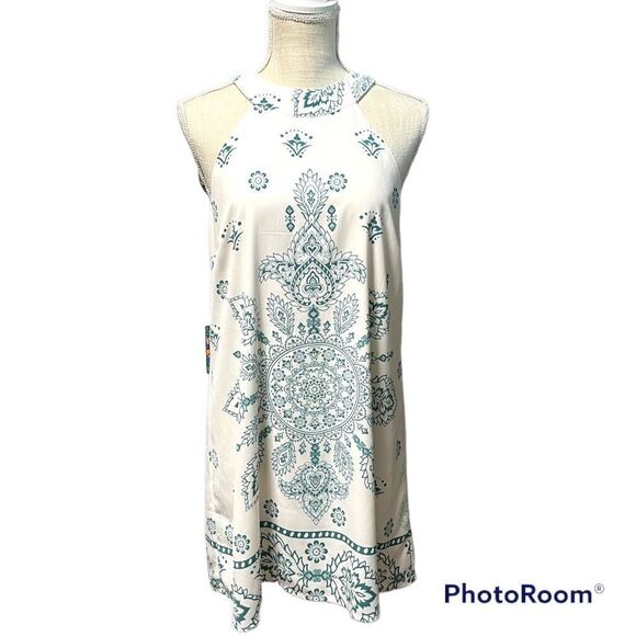 Lulu’s I Can Sea It Now Cream medallion Print Dress - Picture 7 of 7